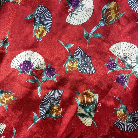 Vintage‎ Delicates Robe Women's XL Red Floral Asian Fan Sensu Sheer Sleeve Y2K - Picture 2 of 9